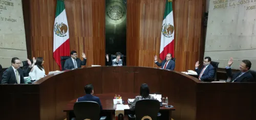 TEPJF recibe primera impugnación contra actos de AMLO