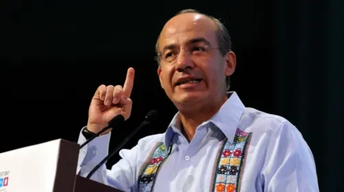 Rechaza Calderón que su gobierno haya sido un narcoestado;denuncia persecución política en su contra
