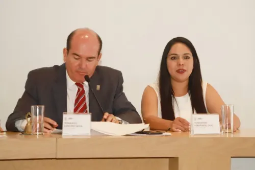 Piden prohibir propaganda electoral en transporte público