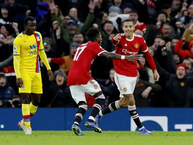 Manchester United triunfa en el debut de Rangnick
