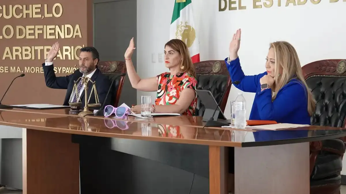 Tribunal Electoral de Puebla, el payaso de las cachetadas