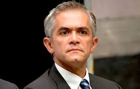 Éxito a todos los aspirantes para 2018, dice Mancera