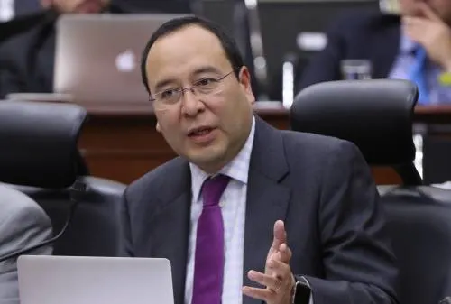 Debate de candidatos a Puebla tendrá un costo de 9.3 mdp.