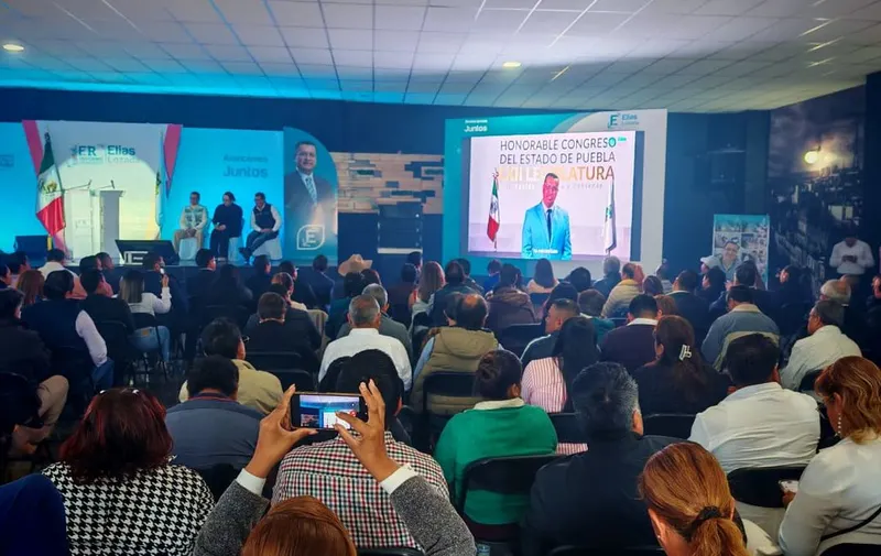 congreso-pue-elias-lozada-primer-informe-legislativo