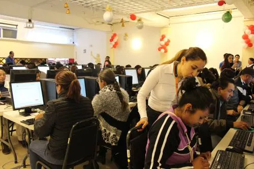 IEE aplica examen para aspirantes a Consejeros Municipales