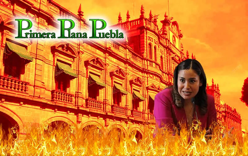 Le dan las gracias a la directora del Instituto Municipal de la Juventud