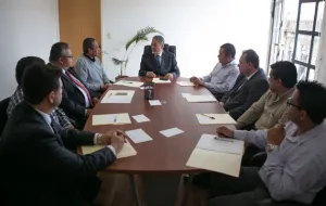 No habrá más trabajadores de base en ayuntamiento: SATI