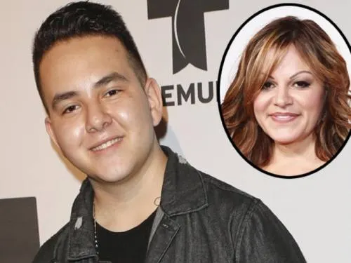Hijo menor de Jenni Rivera debuta como cantante