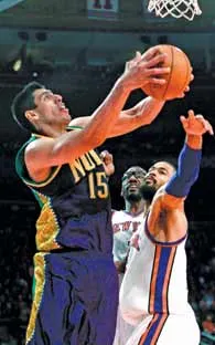 Gustavo Ayón impresiona en el Madison Square Garden