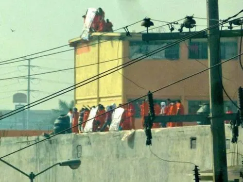 Reos de Apodaca y Topo Chico protestan contra mandos de seguridad