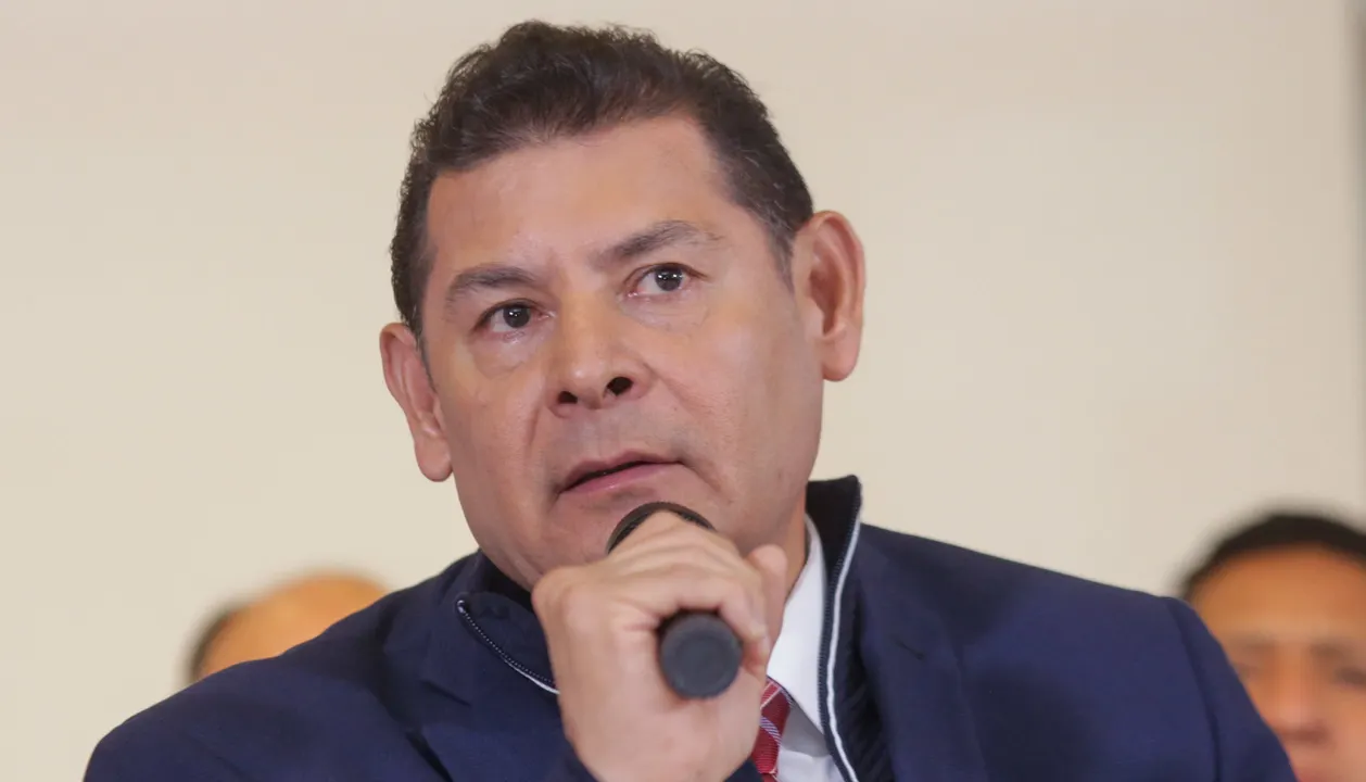 Alejandro Armenta analiza pedir seguridad para la campaña a la gubernatura de Puebla