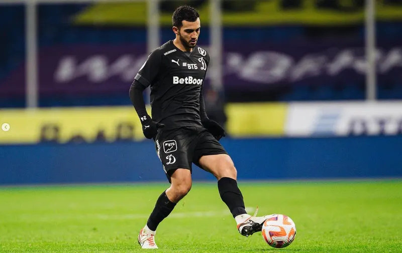 Luis Chávez da su primera anotación en el Dinamo de Moscú
