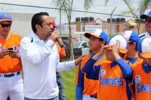 Inauguran en Cuautlancingo campos de beisbol