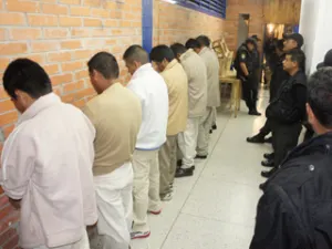 SSP revisa y traslada internos en Tepeaca y Huejotzingo
