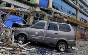 Sismo en Filipinas deja al menos 15 muertos y 120 heridos