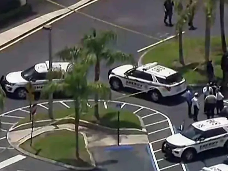 Dos adultos y un menor fallecieron tras serie de tiroteos en Florida