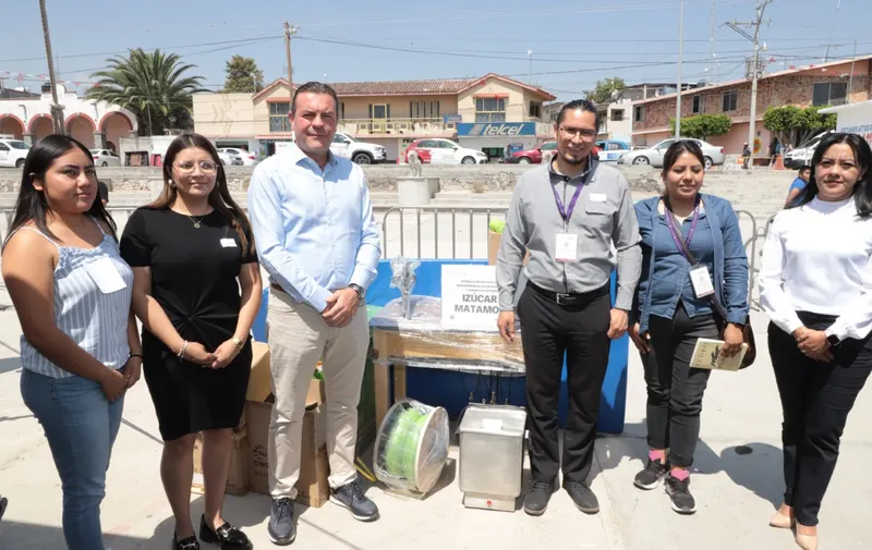el Sistema para el Desarrollo Integral de la Familia del Estado de Puebla (SEDIF) reequipó Unidades Básicas de Rehabilitación de 15 municipios.