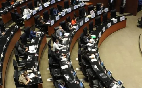 Desaparecen el PRD y PES en el Senado