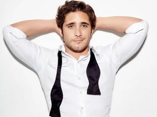 Diego Boneta interpretará al primer superhéroe latino