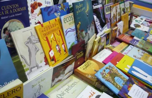 Inauguran quinta edición de la Feria del Libro con “La Ópera La Madre de los Peces”