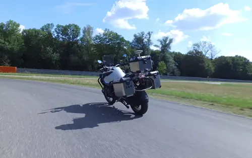 BMW diseña una motocicleta no tripulada