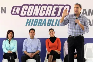 Entregan pavimentación del Camino a Tlaltepango con 90 días de atraso