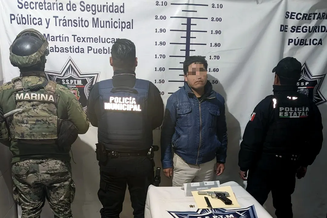 Julian N Dtn Texmelucan Portacion Arma De Fuego