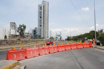 Anuncian cierres temporales en lateral del Periférico y cruce con Atlixcáyotl