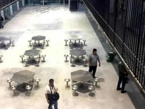 Confirman brote de covid-19 en penal de Cadereyta