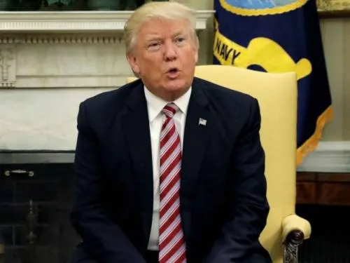 Trump visitará oficinas del FBI en los próximos días