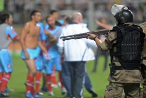 Jugadores argentinos protagonizan pelea en la Libertadores