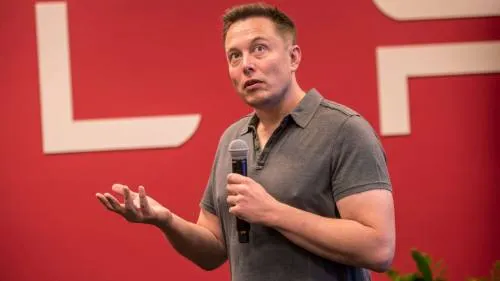 ¿Te imaginas a Tesla sin Elon Musk como ‘conductor’?