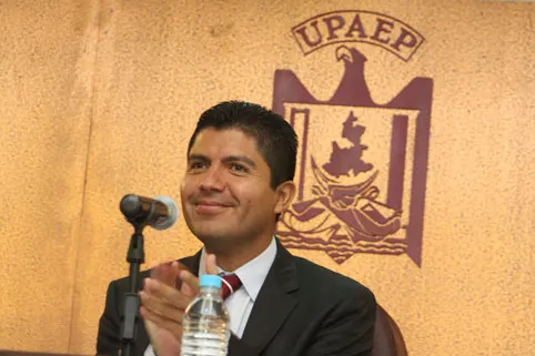 Eduardo Rivera inaugura Cátedra Universitaria de Transparencia