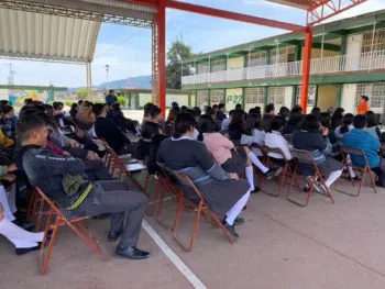 Fomenta Gobierno de Puebla educación igualitaria en Zaragoza