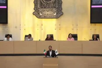 Impulsan en el Congreso de Puebla iniciativa para que menores tengan acceso a exámenes visuales gratuitos