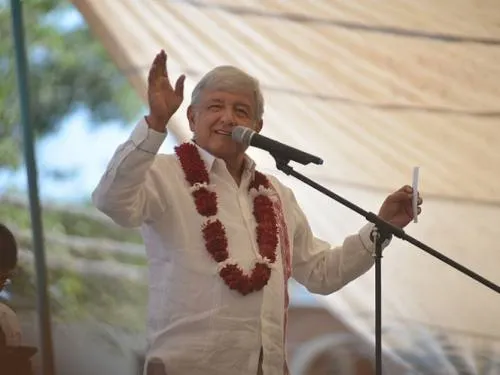 AMLO da la bienvenida a Gabriela Cuevas y a Cuauhtémoc Blanco