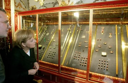 Una noche en el museo… roban tesoro invaluable en Alemania