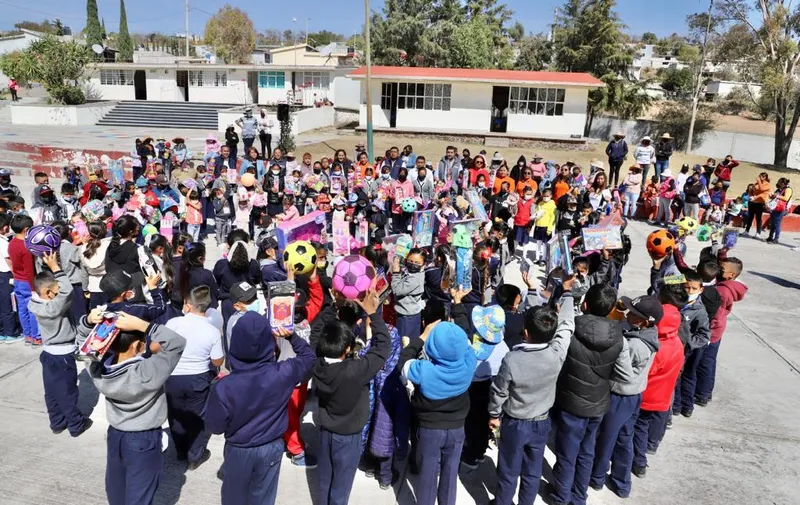 Entrega de juguetes SMDIF Puebla y Bachoco