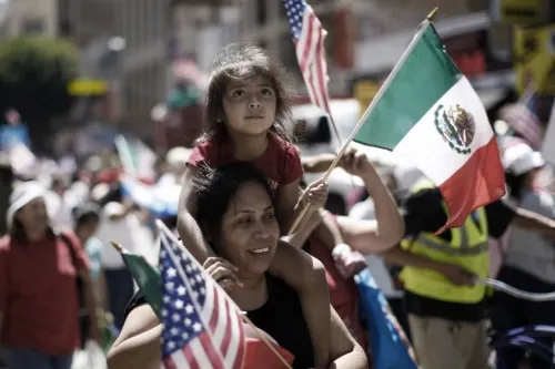 Podrán migrantes capacitarse en política