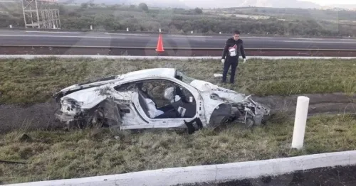 Muere en accidente automovilístico en Puebla, Carlos Ramírez Urzúa