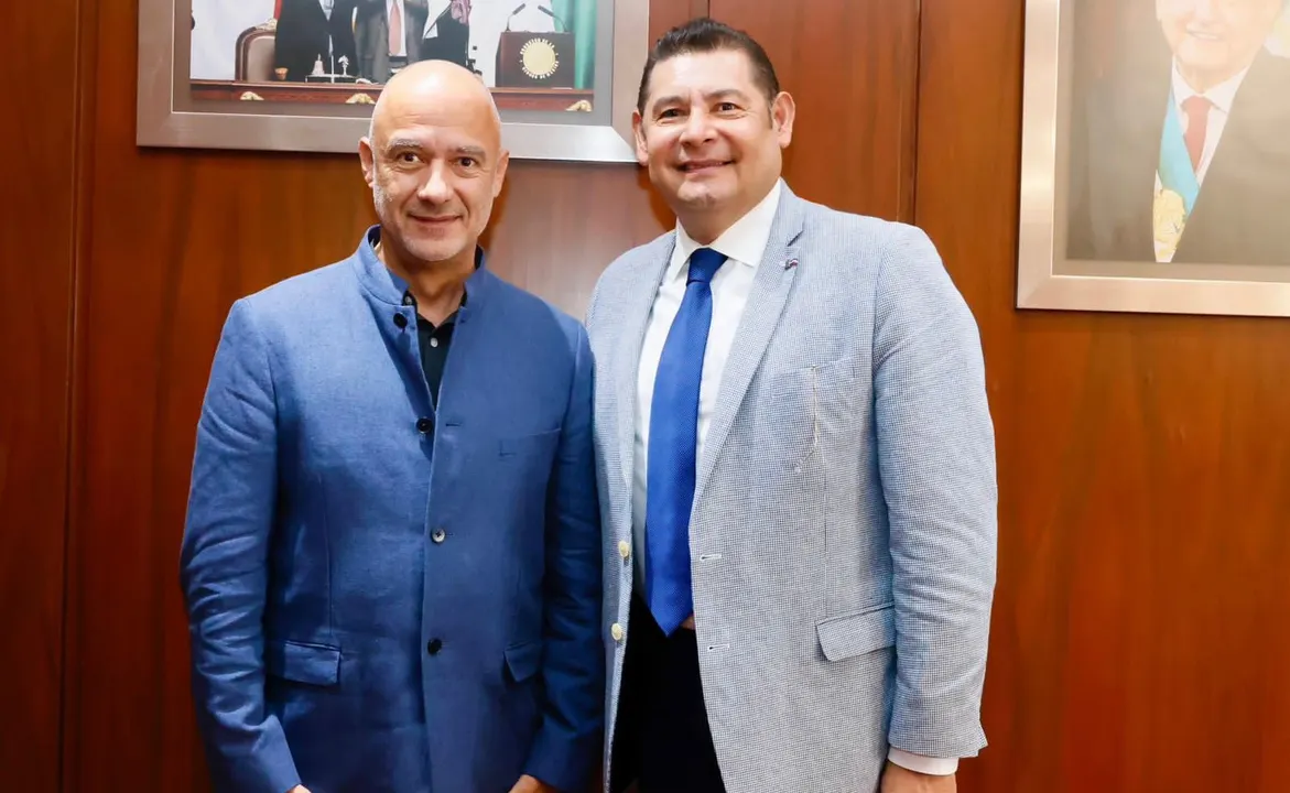 Alejandro Armenta, gobernador electo de Puebla y Jesús Antonio Esteva Medina, próximo secretario de SICT