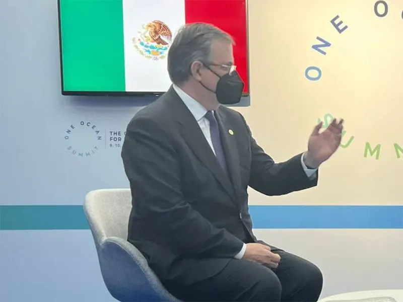 Podrían repatriar a familias mexicanas por conflicto entre Ucrania y Rusia