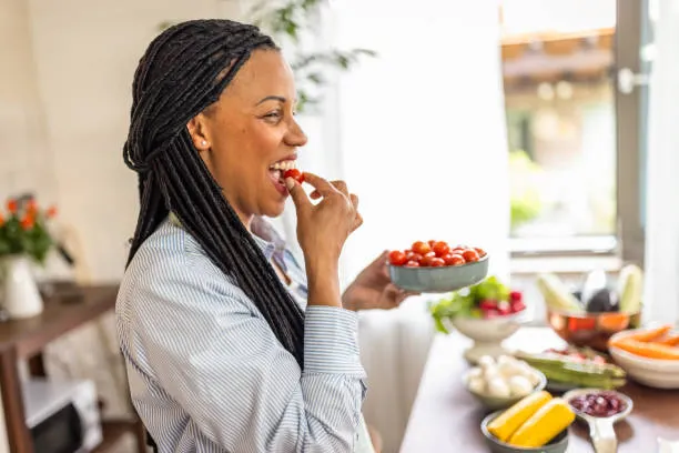 Vida plena y saludable para las mujeres es posible con nutrición integral: Ibero Puebla