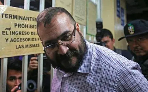 Algún día diré por qué estoy encarcelado, advierte Javier Duarte