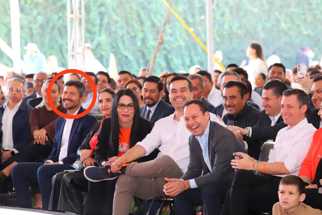 Eduardo Rivera En Informe De Nestor Camarillo
