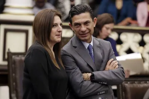 Martínez Amador mantiene abierta la posibilidad del Senado