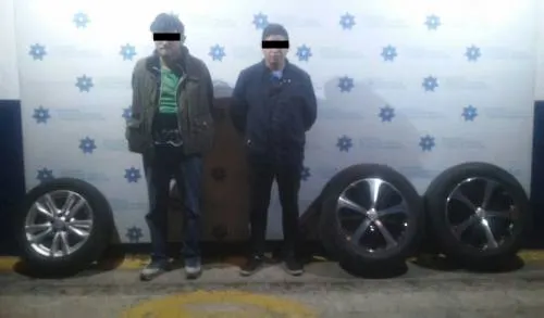 Arresta SSPTM a dos hombre por robo de autopartes en la colonia Prados Agua Azul