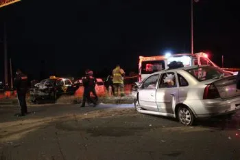 Muere pareja tras choque frontal en El Capulín