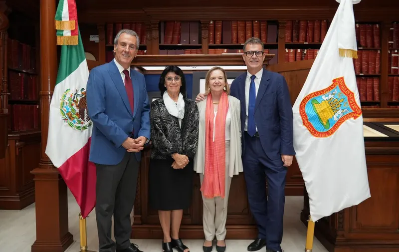 pepe-chedraui-delphine-borione