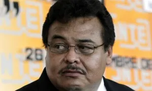 SNTE confirma que congelaron 1,300 mdp a maestros de Puebla